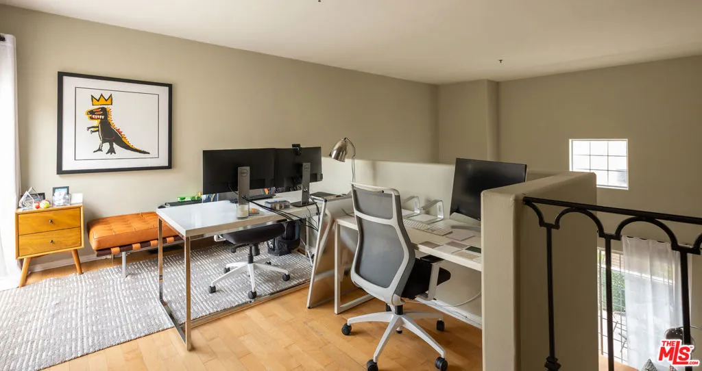 930 N Doheny Drive 305, West Hollywood, California 90069 home-pic-13